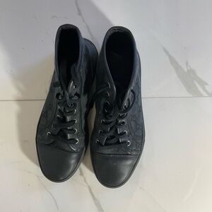 GUCCI Monogram Unisex Black Sneakers